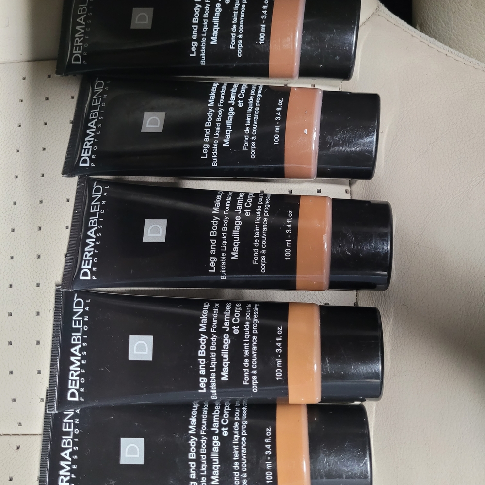 Dermablend Leg and Body Makeup - Warm Tan Shades (Deep Golden & Tan Golden